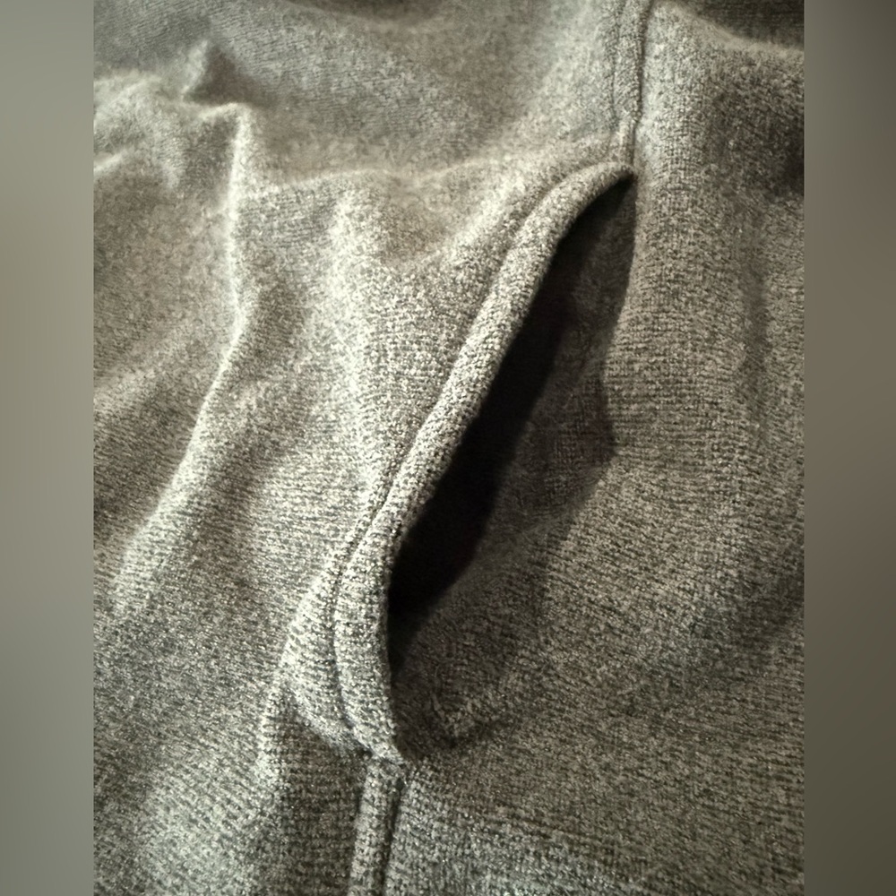 Mountain Hardwear Women’s Fleece Funnelneck Gray Sweatshirt Gorpcore Large - Picture 6 of 9